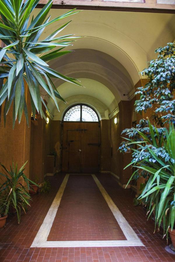 Maisonette Al Colosseo Rome Exterior photo